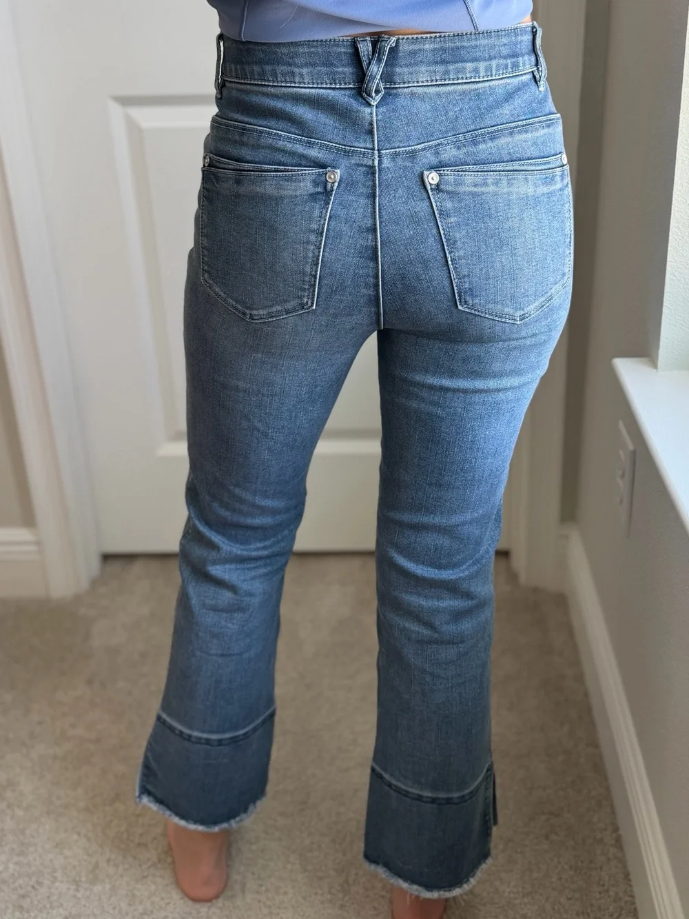 MAC & ME Straight-Leg Distressed Cuff Cropped Jeans